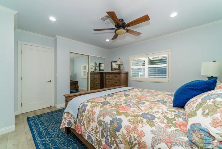 7257 San Luis St., Carlsbad, California 92011