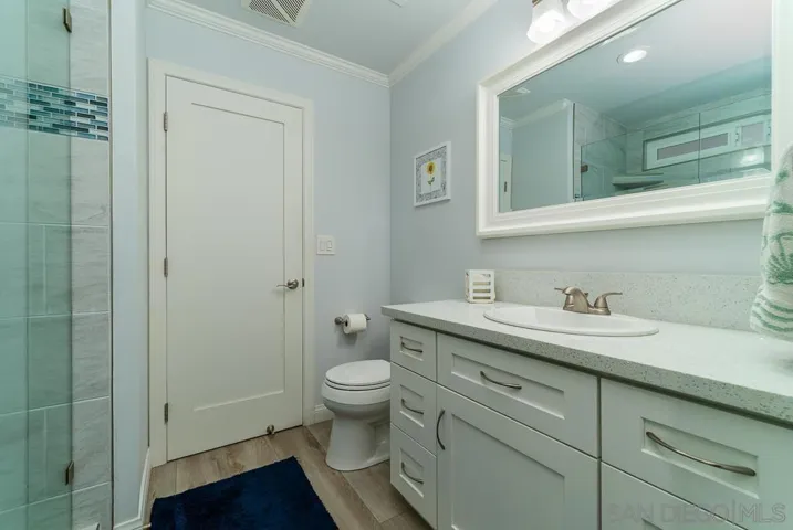 7257 San Luis St., Carlsbad, California 92011