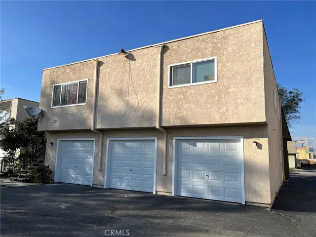 16025 Valencia Court, Fontana, California 92335