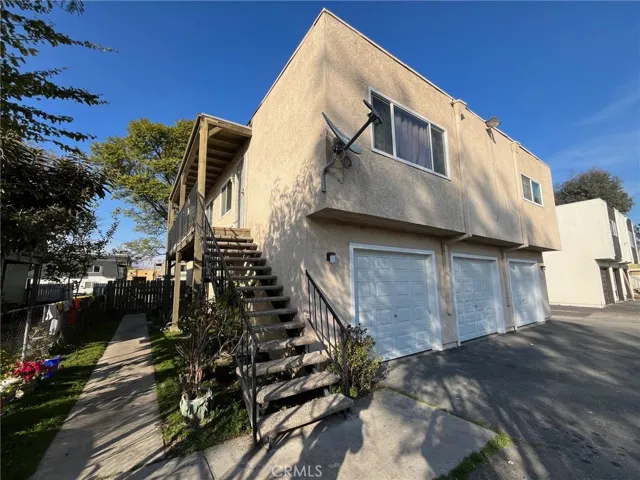 16025 Valencia Court, Fontana, California 92335