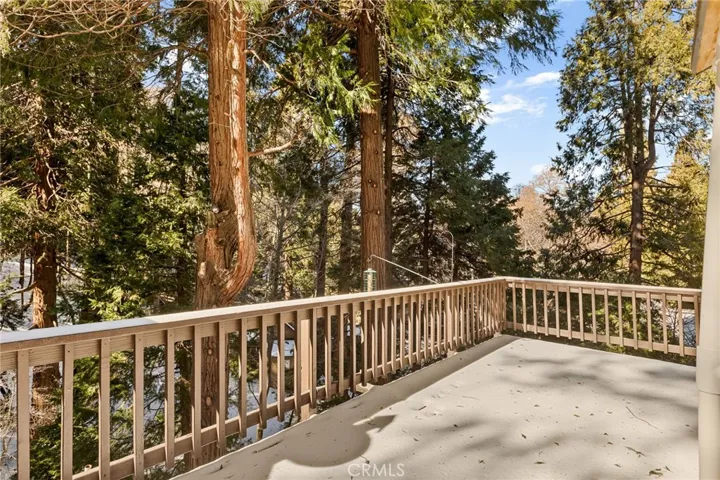 524 Merrimack Drive, Lake Arrowhead, California 92352