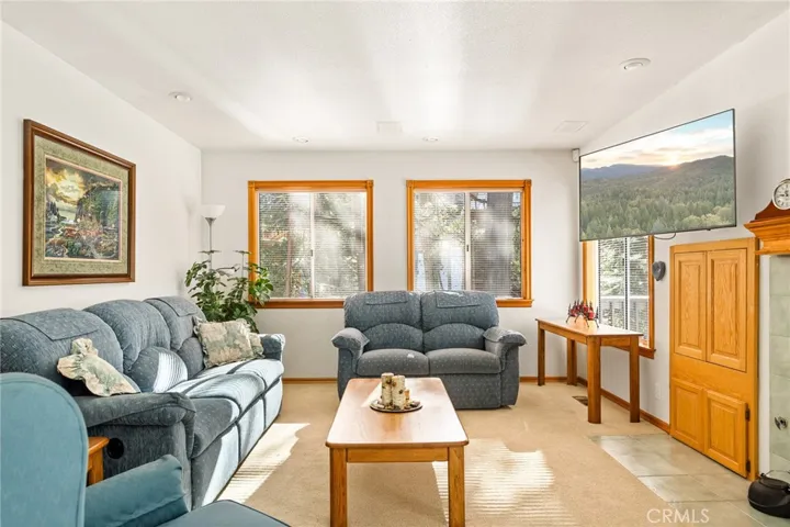 524 Merrimack Drive, Lake Arrowhead, California 92352