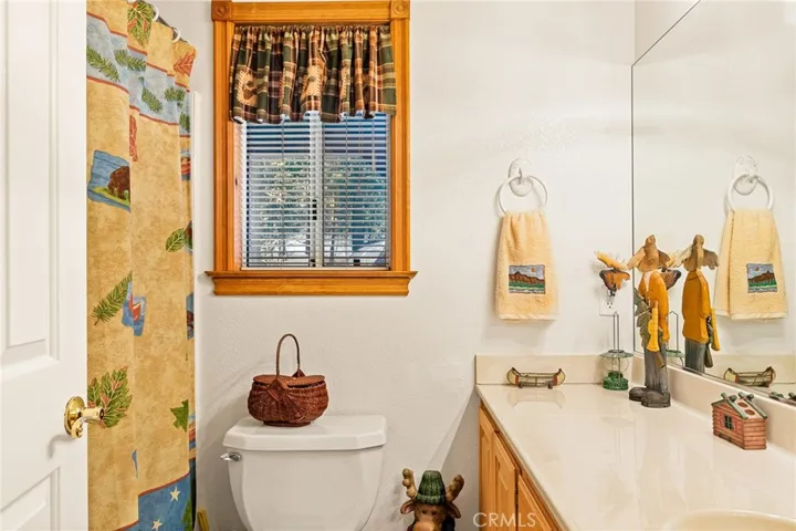 524 Merrimack Drive, Lake Arrowhead, California 92352
