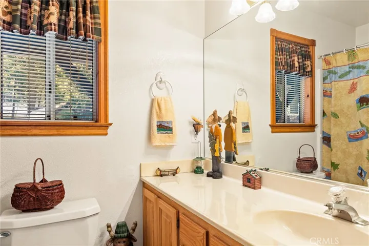 524 Merrimack Drive, Lake Arrowhead, California 92352