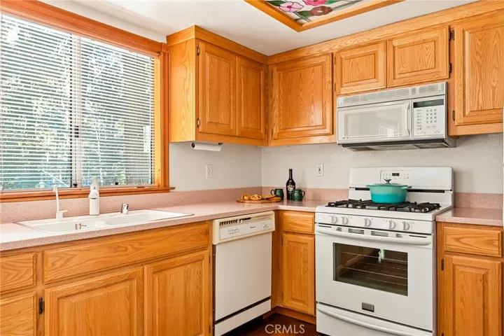 524 Merrimack Drive, Lake Arrowhead, California 92352