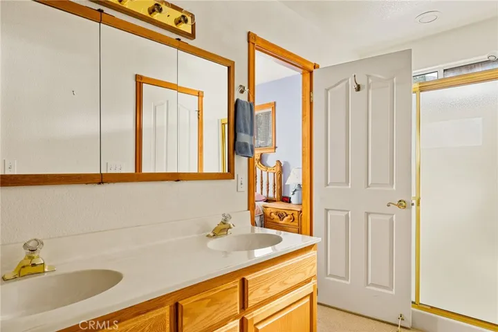 524 Merrimack Drive, Lake Arrowhead, California 92352