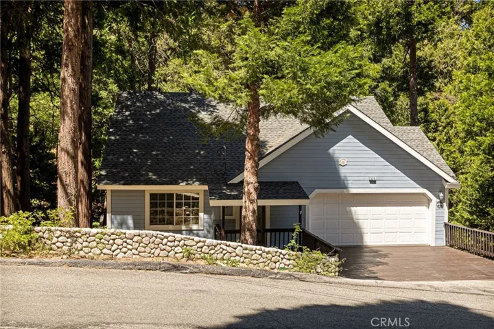 524 Merrimack Drive, Lake Arrowhead, California 92352