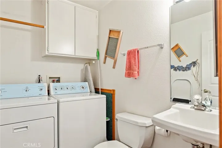 524 Merrimack Drive, Lake Arrowhead, California 92352