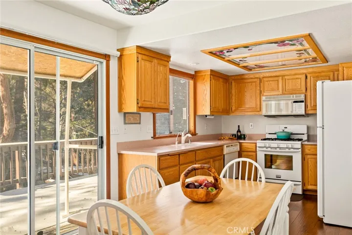 524 Merrimack Drive, Lake Arrowhead, California 92352