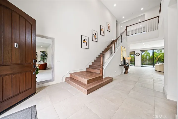 96 Interstellar, Irvine, California 92618