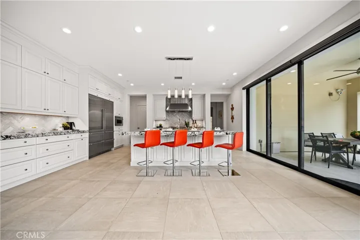 96 Interstellar, Irvine, California 92618