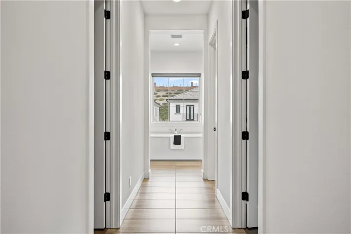 96 Interstellar, Irvine, California 92618