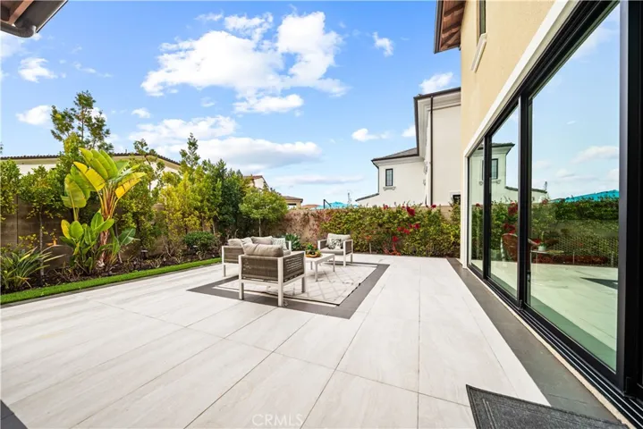 96 Interstellar, Irvine, California 92618