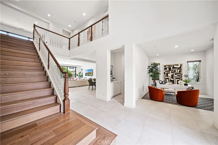 96 Interstellar, Irvine, California 92618
