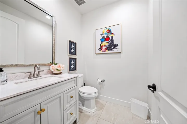 96 Interstellar, Irvine, California 92618