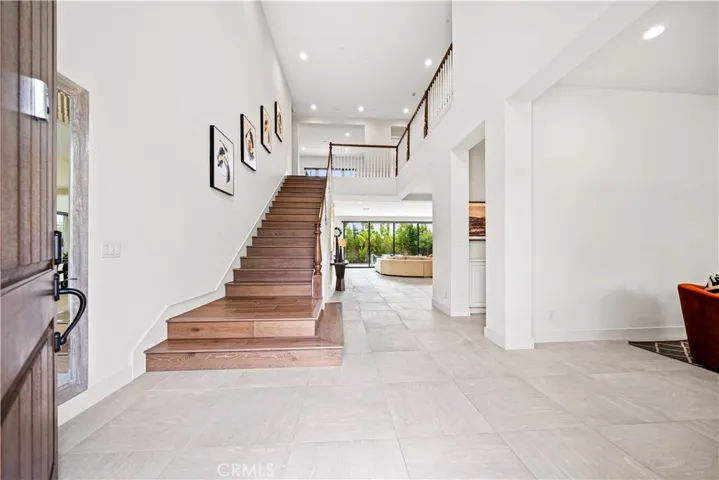 96 Interstellar, Irvine, California 92618