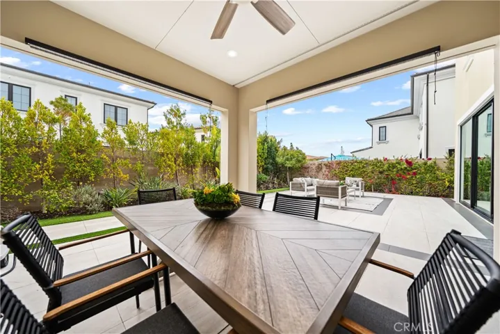 96 Interstellar, Irvine, California 92618