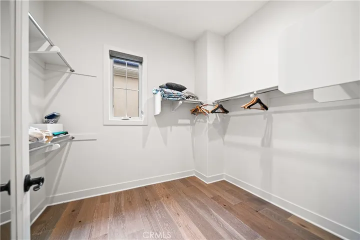 96 Interstellar, Irvine, California 92618