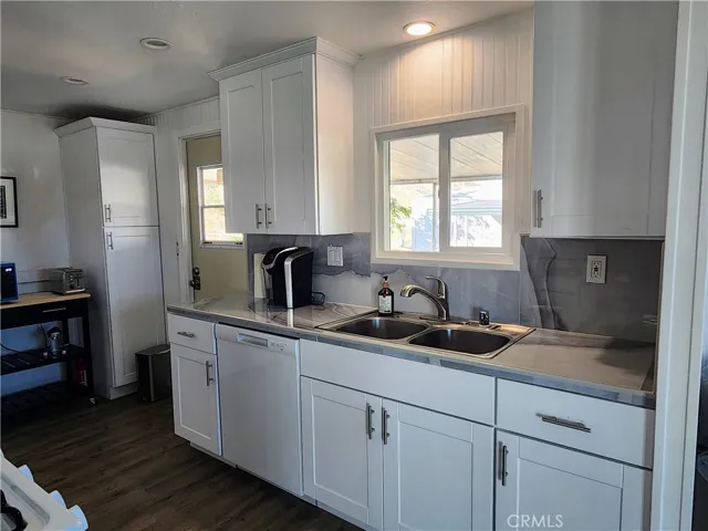 20683 Waalew 26, Apple Valley, California 92307