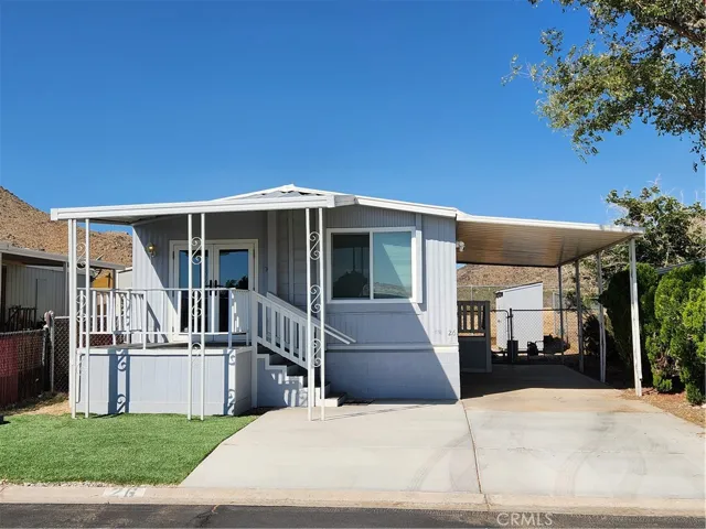 20683 Waalew 26, Apple Valley, California 92307