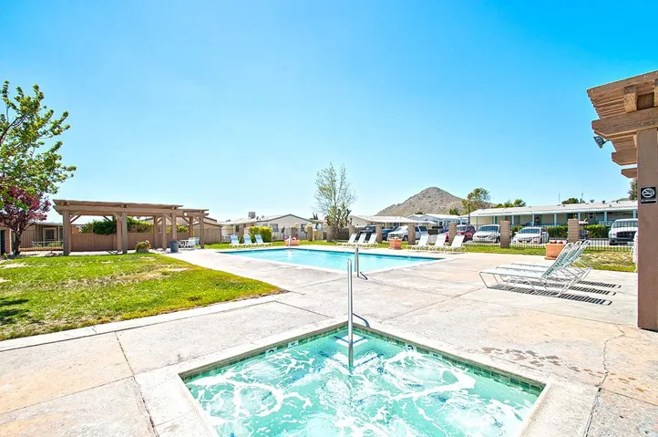 20683 Waalew 26, Apple Valley, California 92307