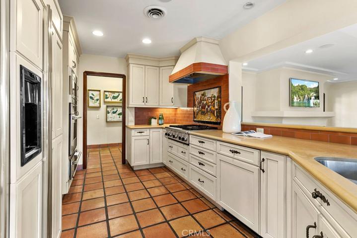 10262 Via Corta, Villa Park, California 92861