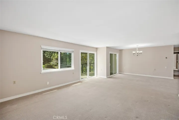 2392 Via Mariposa W 2e, Laguna Woods, California 92637