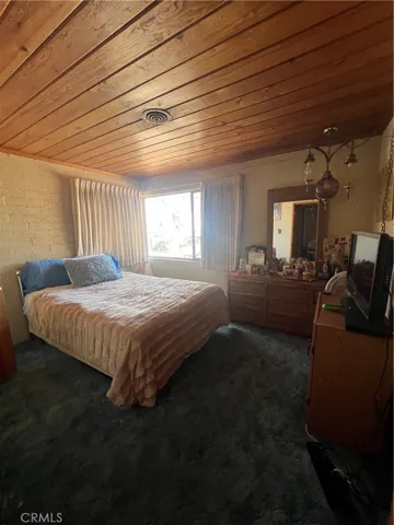 21798 Standing Rock Avenue, Apple Valley, California 92307