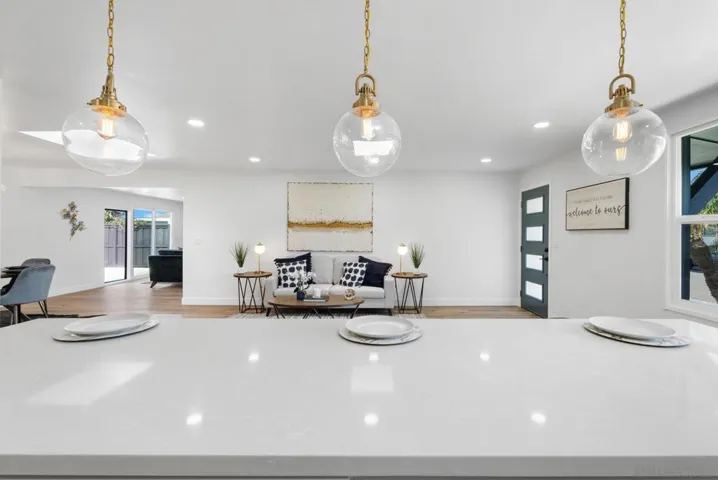 6634 Alcala Knolls Dr, San Diego, California 92111