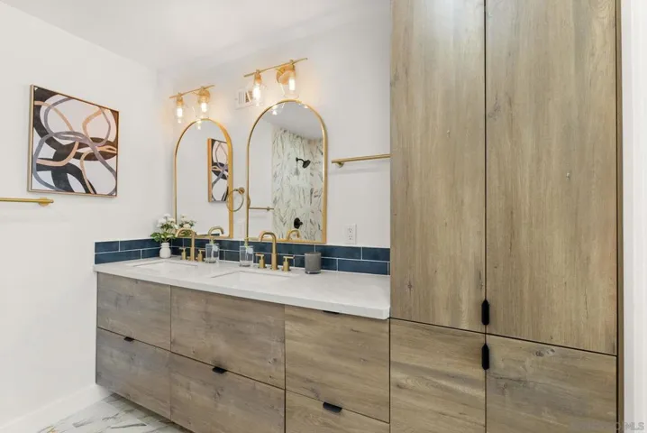 6634 Alcala Knolls Dr, San Diego, California 92111