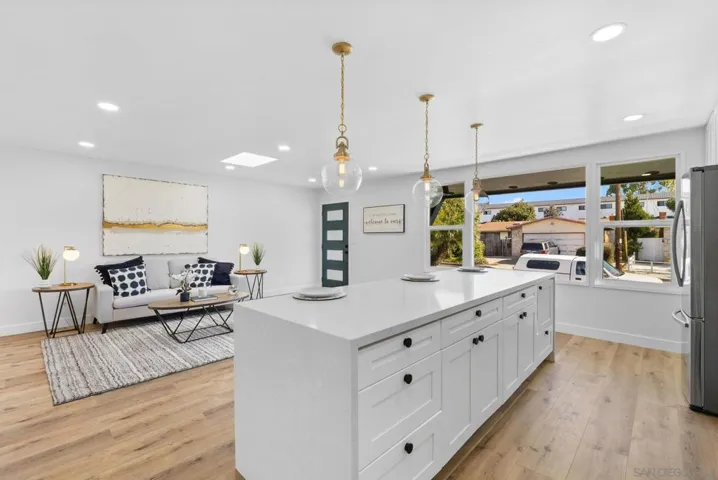 6634 Alcala Knolls Dr, San Diego, California 92111