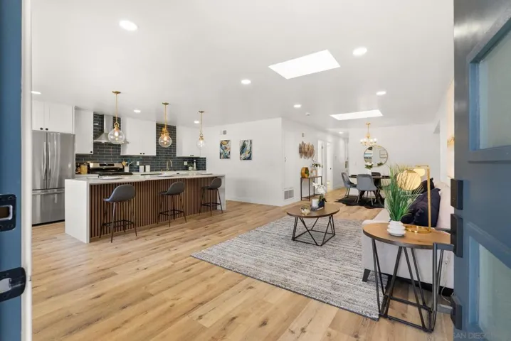 6634 Alcala Knolls Dr, San Diego, California 92111