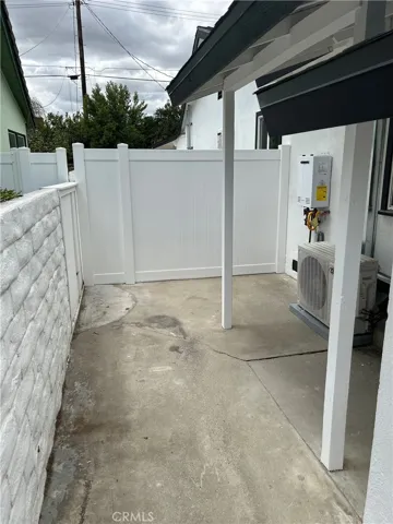 8539 Belmar Avenue, Northridge, California 91324