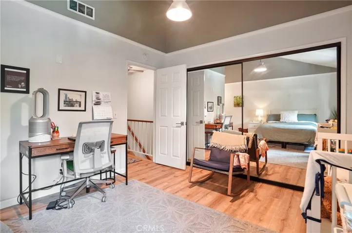 1610 S Mayflower Avenue B, Monrovia, California 91016