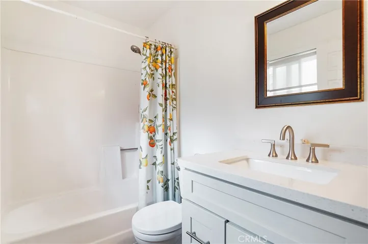 1610 S Mayflower Avenue B, Monrovia, California 91016