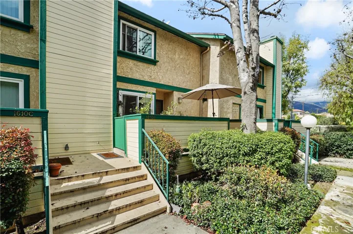 1610 S Mayflower Avenue B, Monrovia, California 91016