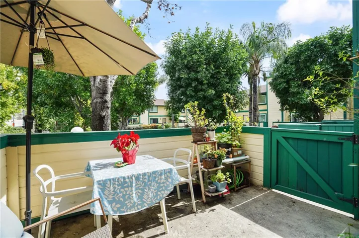 1610 S Mayflower Avenue B, Monrovia, California 91016