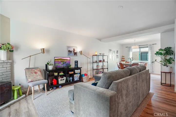 1610 S Mayflower Avenue B, Monrovia, California 91016