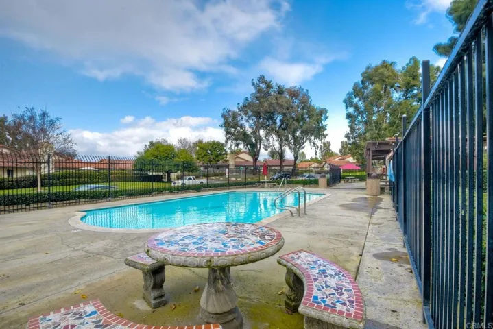 1475 Saddle Way, Oceanside, California 92057