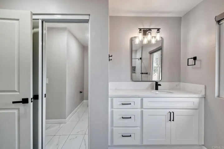1475 Saddle Way, Oceanside, California 92057
