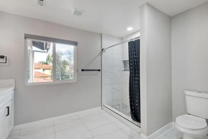 1475 Saddle Way, Oceanside, California 92057