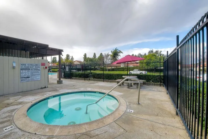 1475 Saddle Way, Oceanside, California 92057