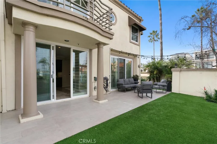 514 Pierside Circle, Huntington Beach, California 92648