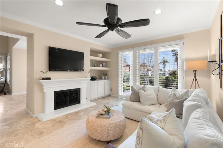 514 Pierside Circle, Huntington Beach, California 92648