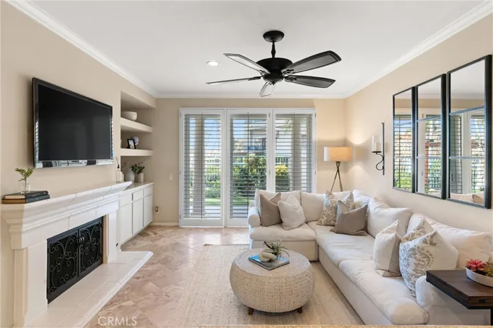514 Pierside Circle, Huntington Beach, California 92648