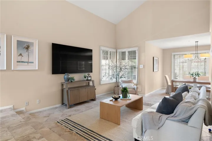 514 Pierside Circle, Huntington Beach, California 92648