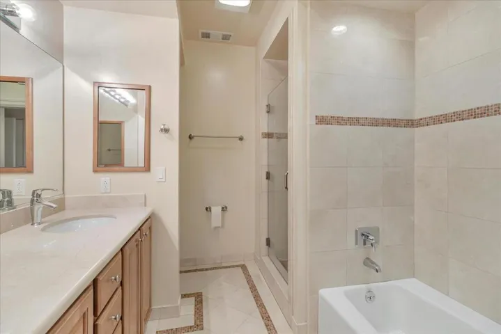 1795 El Camino Real 3b, Palo Alto, California 94306