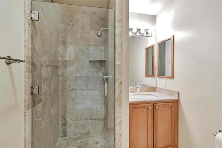 1795 El Camino Real 3b, Palo Alto, California 94306