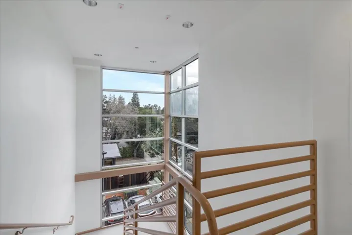 1795 El Camino Real 3b, Palo Alto, California 94306