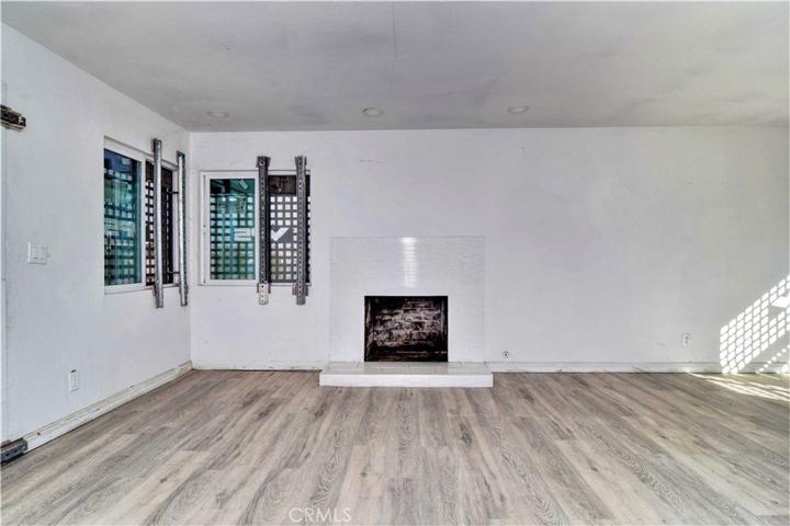 1556 E Avenue Q11, Palmdale, California 93550